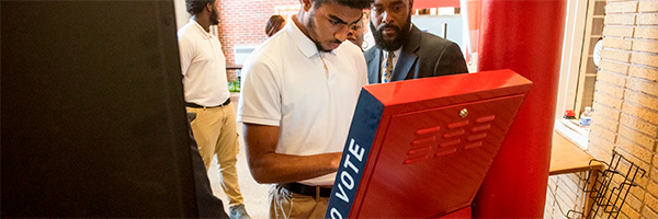 Alabama county tests voter registration kiosks