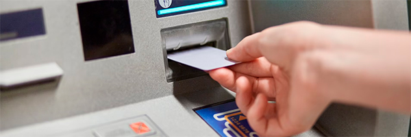 Банки в Азербайджане за 8 месяцев увеличили число банкоматов на 1,2%